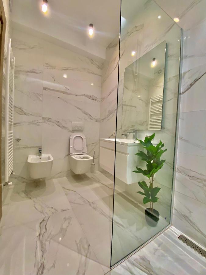 Blancris Boutique Apartment Brasov Exterior photo