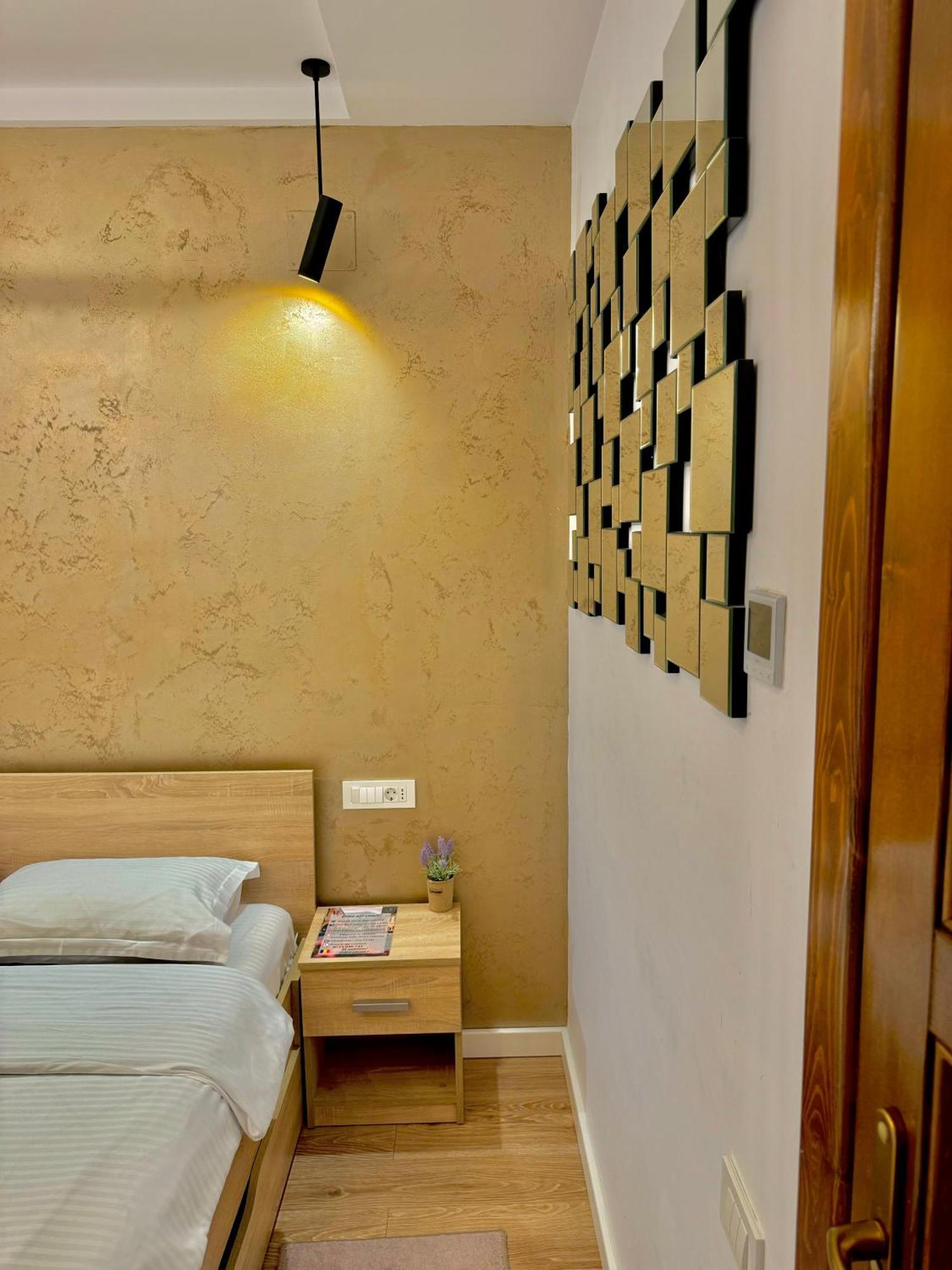 Blancris Boutique Apartment Brasov Exterior photo