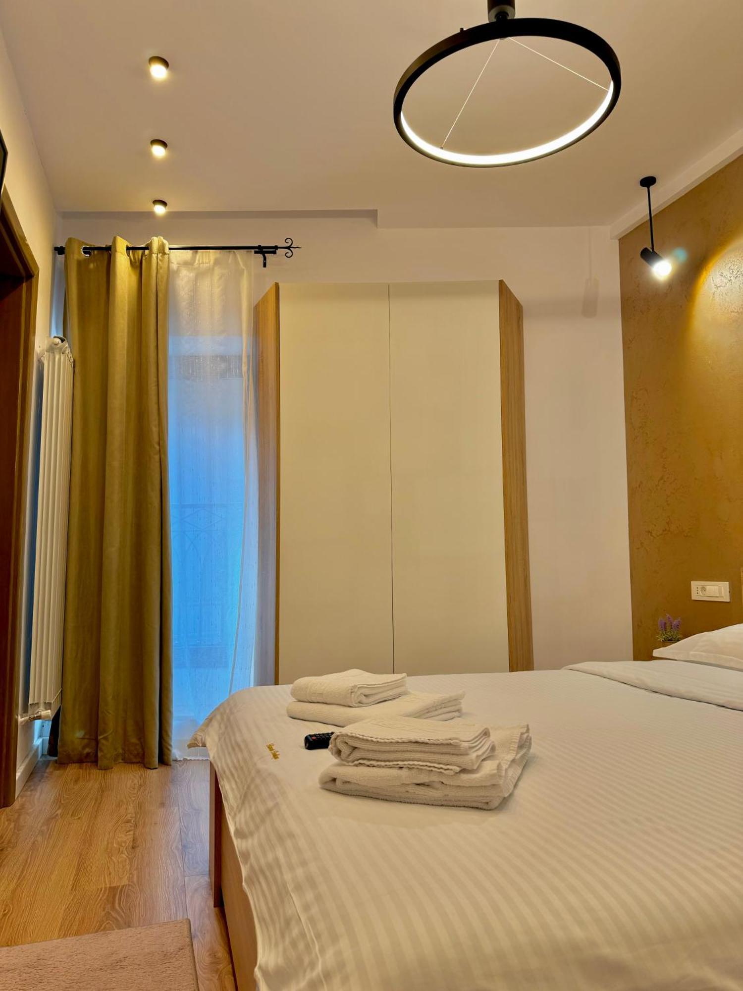 Blancris Boutique Apartment Brasov Exterior photo